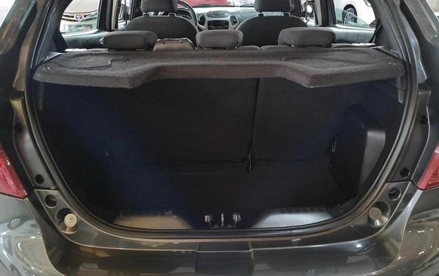 imagem-https://www.socarrao.com.br/sc-vehicle-images-prod/3323725/1787767159417-8385611_6_B_856bba7855.jpeg