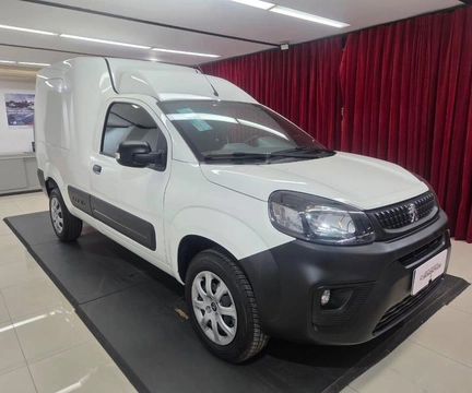 Peugeot Partner 2025 Branco — foto 1 de 3