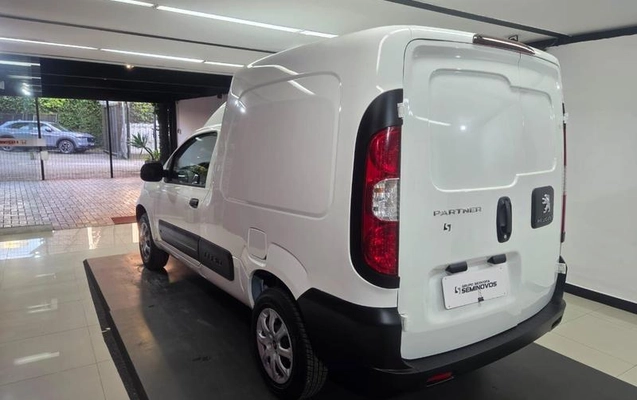 imagem-https://www.socarrao.com.br/sc-vehicle-images-prod/3323735/1788635738139-8394888_9_B_dfcadc9254.jpeg