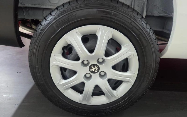 imagem-https://www.socarrao.com.br/sc-vehicle-images-prod/3323735/1788635738152-8394888_4_B_f460c38633.jpeg