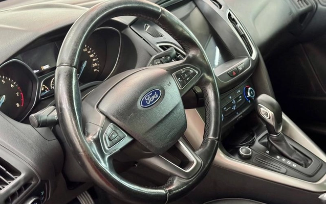 imagem-https://www.socarrao.com.br/sc-vehicle-images-prod/3323781/1789139833728-8374728_7_B_890602ef63.jpeg