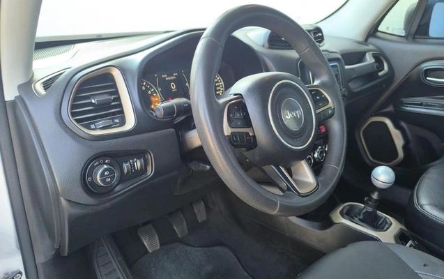 imagem-https://www.socarrao.com.br/sc-vehicle-images-prod/3323810/1789583719337-8383842_22_B_0653179865.jpeg