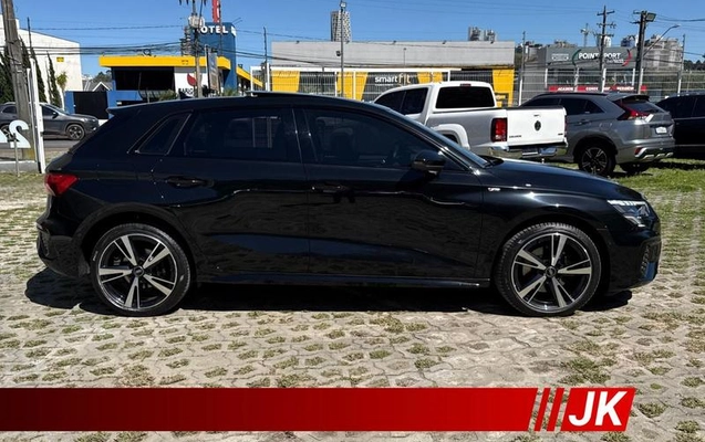 imagem-https://www.socarrao.com.br/sc-vehicle-images-prod/3323812/1787658318019-8394921_7_B_475a75f59d.jpeg