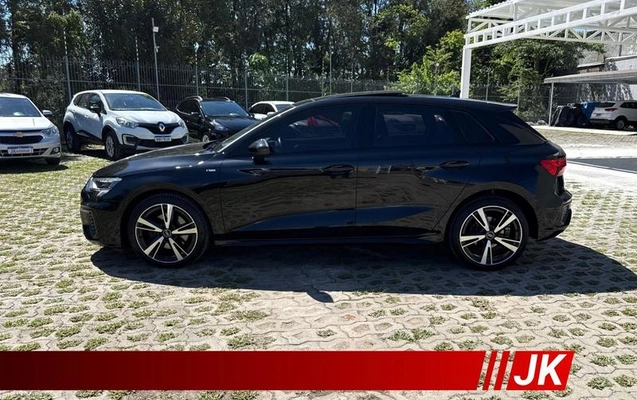 imagem-https://www.socarrao.com.br/sc-vehicle-images-prod/3323812/1787658318020-8394921_11_B_1a2ec976d6.jpeg