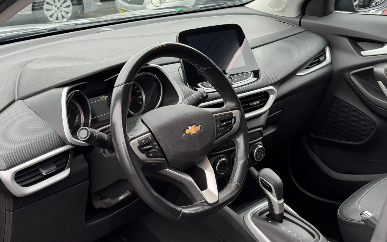 imagem-https://www.socarrao.com.br/sc-vehicle-images-prod/3323829/1787150574546-SU1HXzIwOTcuanBlZw.jpeg