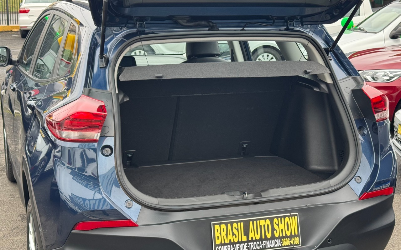 imagem-https://www.socarrao.com.br/sc-vehicle-images-prod/3323829/1787150574858-SU1HXzIwOTYuanBlZw.jpeg