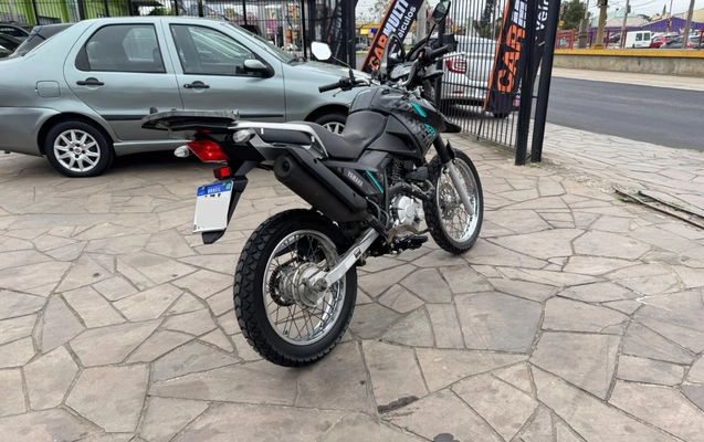 imagem-https://www.socarrao.com.br/sc-vehicle-images-prod/3323853/1787150960131-V2hhdHNBcHAgSW1hZ2UgMjAyNi0wOC0xOSBhdCAxMS40Ni41OS5qcGVn.jpeg