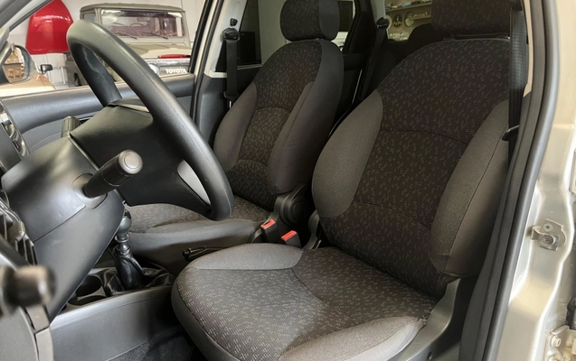 imagem-https://www.socarrao.com.br/sc-vehicle-images-prod/3323866/1789063494729-VDyVJAl2kOX5oxiCk1UzvOtxlVmrPzhB.jpg