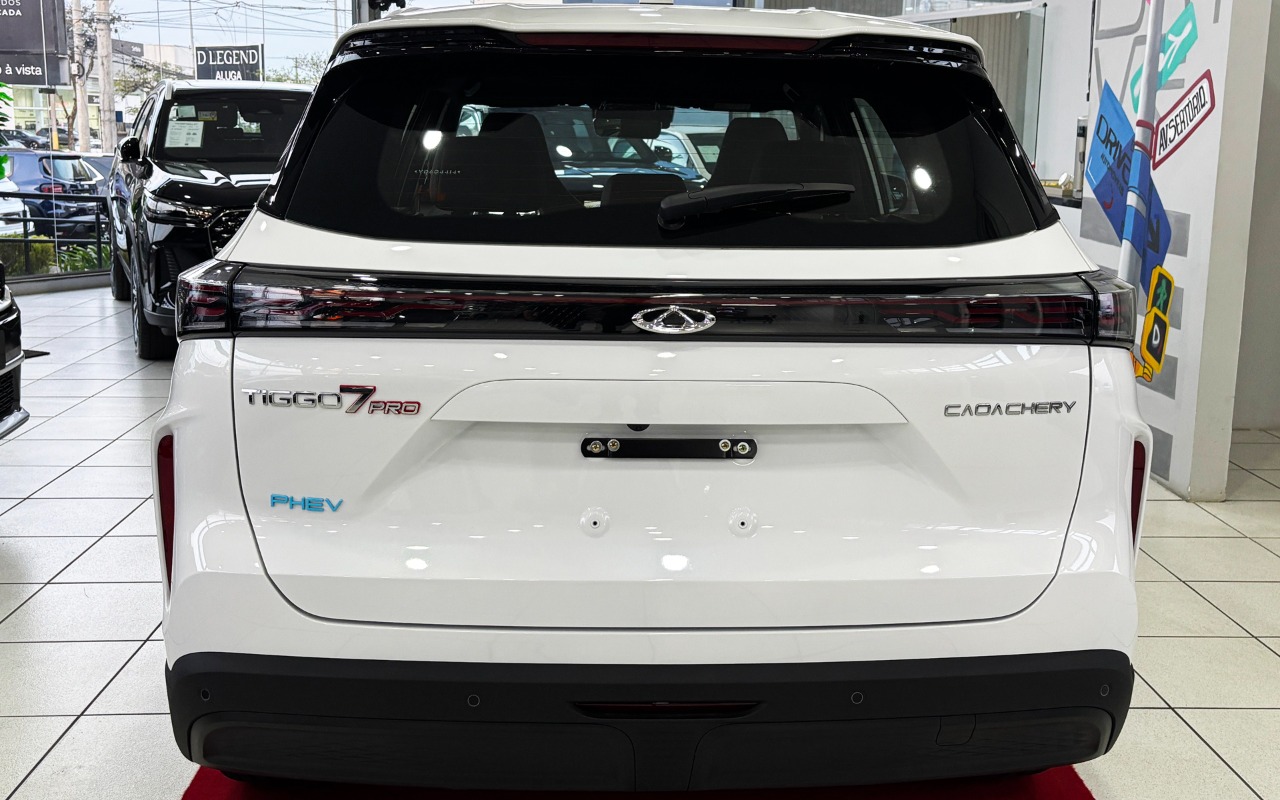 imagem-https://www.socarrao.com.br/sc-vehicle-images-prod/3323867/1787151215395-MDA2LmpwZw.jpg