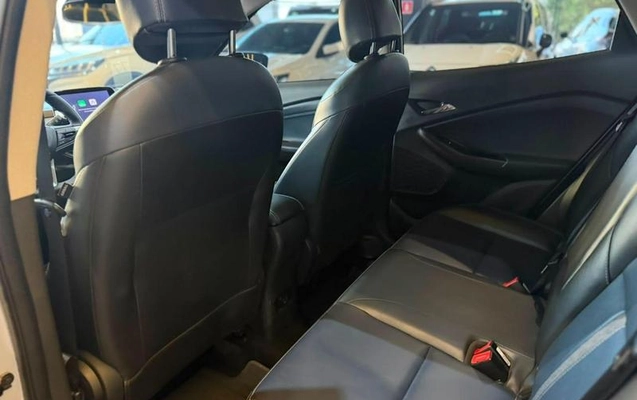 imagem-https://www.socarrao.com.br/sc-vehicle-images-prod/3323880/1787594439643-8393892_8_B_6478761b06.jpeg