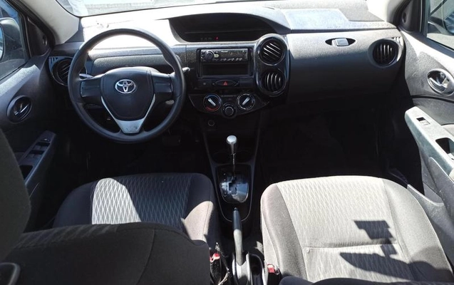 imagem-https://www.socarrao.com.br/sc-vehicle-images-prod/3323916/1790352629597-8394958_9_B_c78b673c60.jpeg