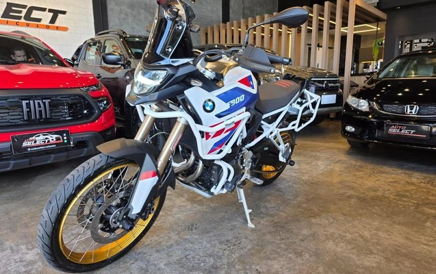 imagem-https://www.socarrao.com.br/sc-vehicle-images-prod/3323936/1788296388440-8395183_1_B_228a76ebf9.jpeg