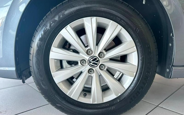 imagem-https://www.socarrao.com.br/sc-vehicle-images-prod/3323937/1789657684520-8391367_9_B_2c720f5456.jpeg