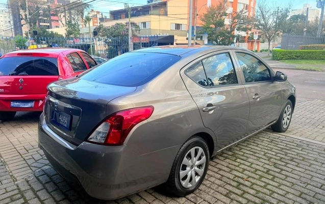 imagem-https://www.socarrao.com.br/sc-vehicle-images-prod/3323938/1787166170844-8395179_2_B_050392f6ae.jpeg