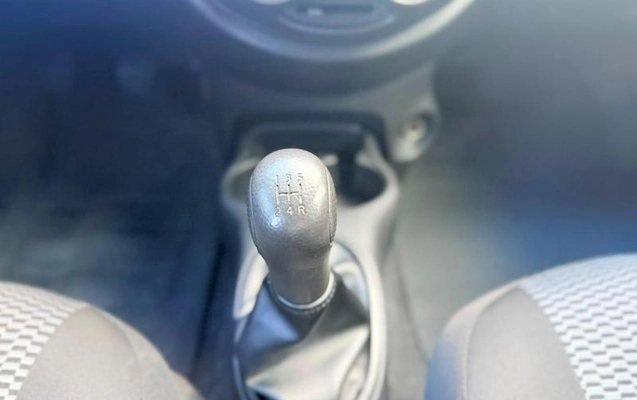 imagem-https://www.socarrao.com.br/sc-vehicle-images-prod/3323938/1787166170862-8395179_14_B_745ad7580e.jpeg
