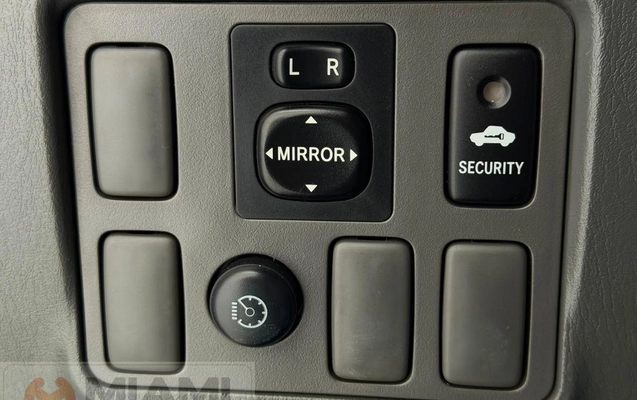 imagem-https://www.socarrao.com.br/sc-vehicle-images-prod/3323944/1787236321555-ce7ba6681267497baffddfc7351dcef5_1787150094336.jpg