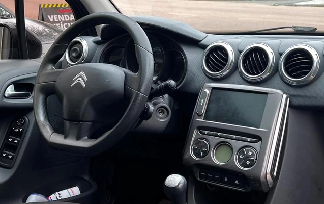 imagem-https://www.socarrao.com.br/sc-vehicle-images-prod/3323958/1787153339331-8395095_0_B_42cb2b000f.jpeg