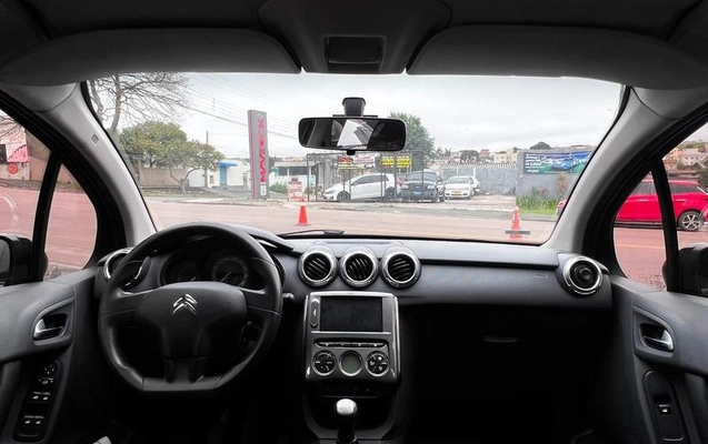 imagem-https://www.socarrao.com.br/sc-vehicle-images-prod/3323958/1787153339335-8395095_0_B_9de949b63a.jpeg