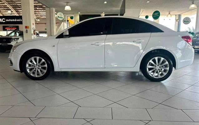 imagem-https://www.socarrao.com.br/sc-vehicle-images-prod/3323964/1789660861128-8357169_8_B_0aedd763c3.jpeg