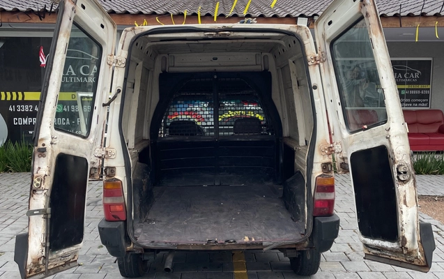 imagem-https://www.socarrao.com.br/sc-vehicle-images-prod/3323991/1787154392805-SU1HXzU3MjQuanBlZw.jpeg