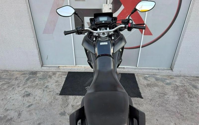 imagem-https://www.socarrao.com.br/sc-vehicle-images-prod/3324065/1787155754785-8395333_7_B_42c142e302.jpeg