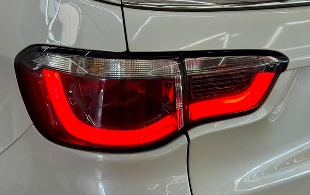 imagem-https://www.socarrao.com.br/sc-vehicle-images-prod/3324074/1789139839081-8378289_5_B_2452396e3d.jpeg