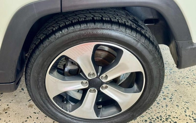imagem-https://www.socarrao.com.br/sc-vehicle-images-prod/3324074/1789139839084-8378289_6_B_8526e9f0bd.jpeg