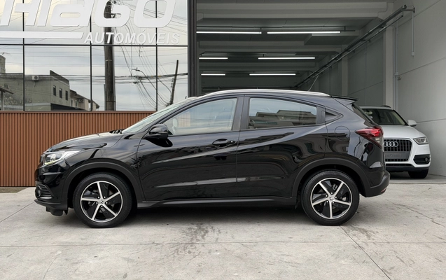 imagem-https://www.socarrao.com.br/sc-vehicle-images-prod/3324085/1787155881114-003_f682dfc99974d588b48a829be60bc90c.jpeg