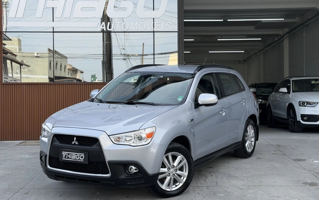 imagem-https://www.socarrao.com.br/sc-vehicle-images-prod/3324109/1787156005897-003_89af08ebe06ffc2c4a41528df793012b.jpeg