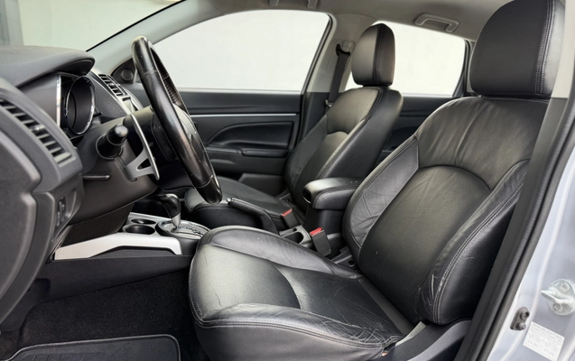 imagem-https://www.socarrao.com.br/sc-vehicle-images-prod/3324109/1787156005908-003_174b10d5454d10fcc0f6ef241e5b1d0e.jpeg