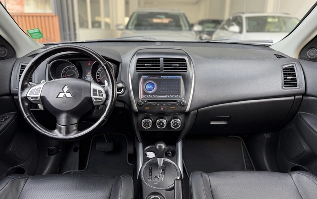 imagem-https://www.socarrao.com.br/sc-vehicle-images-prod/3324109/1787156005909-003_cf48d2bfd687cdffb7038b1bc2891da9.jpeg