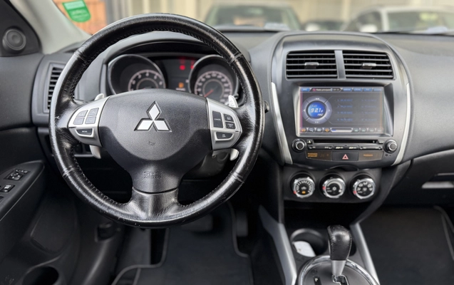 imagem-https://www.socarrao.com.br/sc-vehicle-images-prod/3324109/1787156005913-003_8bbab916574faf1a2a2a75a62b37d0a9.jpeg