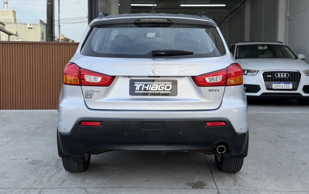 imagem-https://www.socarrao.com.br/sc-vehicle-images-prod/3324109/1787156005920-003_73fefca268623b754049ce4bc63b27a3.jpeg