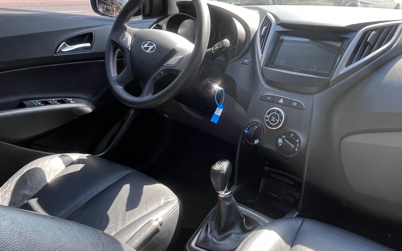 imagem-https://www.socarrao.com.br/sc-vehicle-images-prod/3324261/1787156352916-SU1HXzg3MDkuanBlZw.jpeg