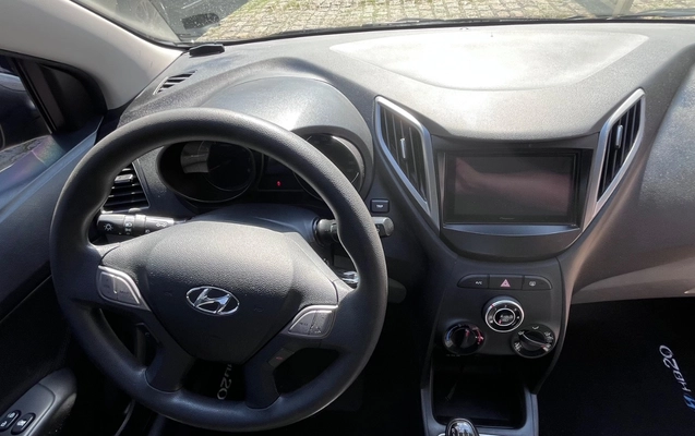 imagem-https://www.socarrao.com.br/sc-vehicle-images-prod/3324261/1787156353075-SU1HXzg3MTEuanBlZw.jpeg