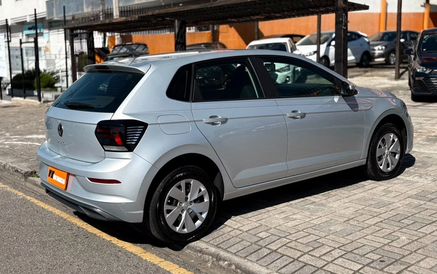 imagem-https://www.socarrao.com.br/sc-vehicle-images-prod/3324725/1787157500887-V2hhdHNBcHAgSW1hZ2UgMjAyNi0wOC0xOSBhdCAxMS4yMS41OS5qcGVn.jpeg