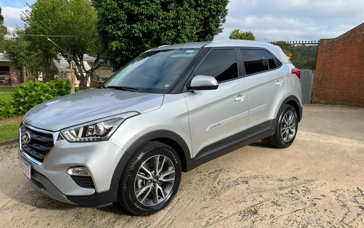Hyundai Creta 2017 Prata — foto 1 de 3