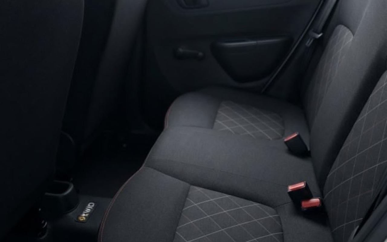 imagem-https://www.socarrao.com.br/sc-vehicle-images-prod/3324884/1787157922291-V2hhdHNBcHAgSW1hZ2UgMjAyNi0wOC0xOSBhdCAxMy4wMi41MS5qcGVn.jpeg