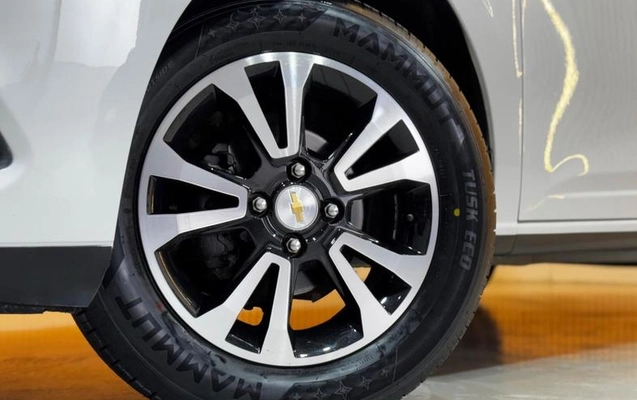 imagem-https://www.socarrao.com.br/sc-vehicle-images-prod/3325026/1787926795799-8138485_3_B_f65f0732d1.jpeg