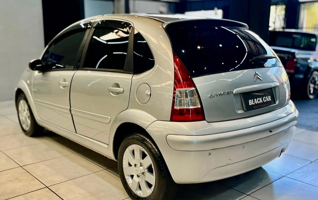 imagem-https://www.socarrao.com.br/sc-vehicle-images-prod/3325042/1787158455990-853a83f84bed40d3bcd829e3e46eab51_1787158412297.jpg