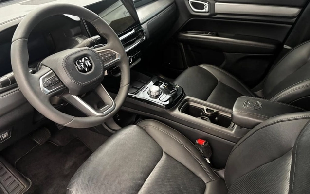 imagem-https://www.socarrao.com.br/sc-vehicle-images-prod/3325211/1788956428979-vehicle_image_1787158732_bd3ee62be8f74215dcefb7bf83826f06.jpeg