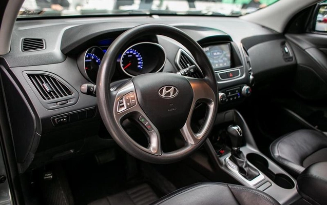 imagem-https://www.socarrao.com.br/sc-vehicle-images-prod/3325323/1787595267138-8312512_22_B_dfa4a485bf.jpeg