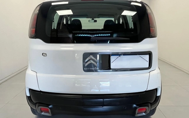 imagem-https://www.socarrao.com.br/sc-vehicle-images-prod/3325373/1789827671480-d0a55f6b19c2496081f866546c63e776_1789757427041.jpg