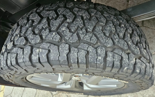 imagem-https://www.socarrao.com.br/sc-vehicle-images-prod/3325606/1787159871429-SU1HLTIwMjYwODE5LVdBMDA3OC5qcGc.jpg