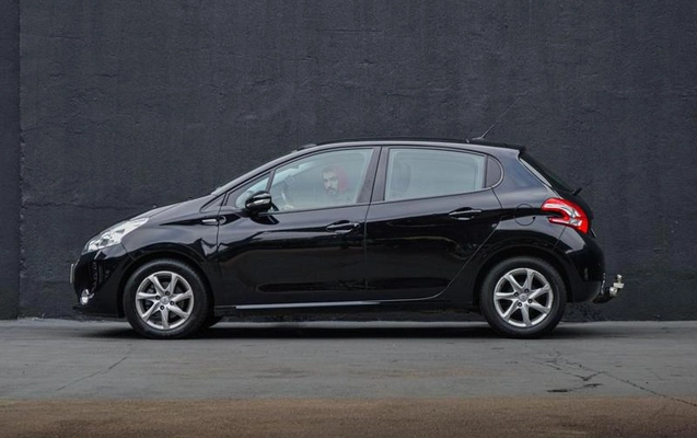 imagem-https://www.socarrao.com.br/sc-vehicle-images-prod/3325612/1789577416756-7163908_9_B_8239b658f4.jpeg