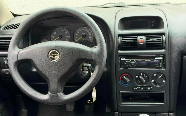 imagem-https://www.socarrao.com.br/sc-vehicle-images-prod/3325634/1787835805825-8395793_0_B_cda4496bb1.jpeg