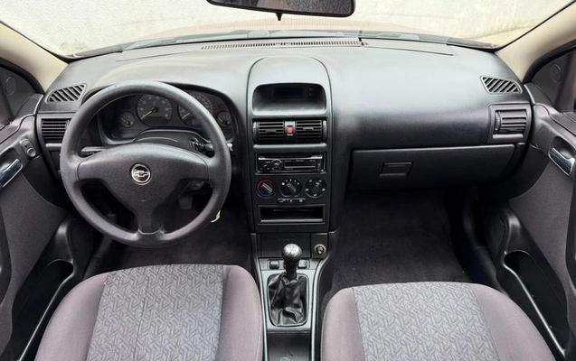 imagem-https://www.socarrao.com.br/sc-vehicle-images-prod/3325634/1787835805828-8395793_9_B_cdebf19bda.jpeg