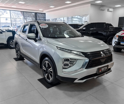 Mitsubishi Eclipse Cross 2023 Prata — foto 1 de 3