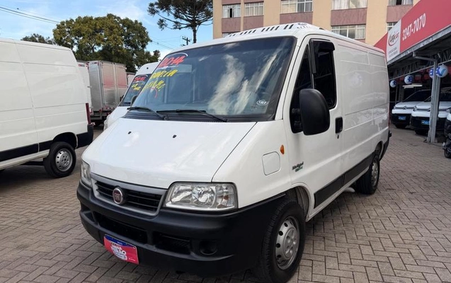 imagem-https://www.socarrao.com.br/sc-vehicle-images-prod/3325689/1787166082116-7788001_1_B_55e96f1e1d.jpeg