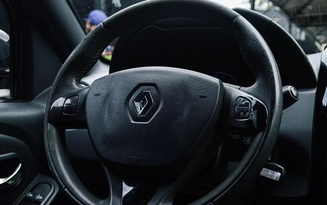 imagem-https://www.socarrao.com.br/sc-vehicle-images-prod/3325693/1788891108827-8330022_10_B_92640143d3.jpeg